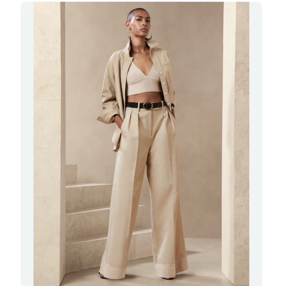 NWT Banana Republic Cruise wide leg pant in light khaki - Size 0S - Picture 1 of 9